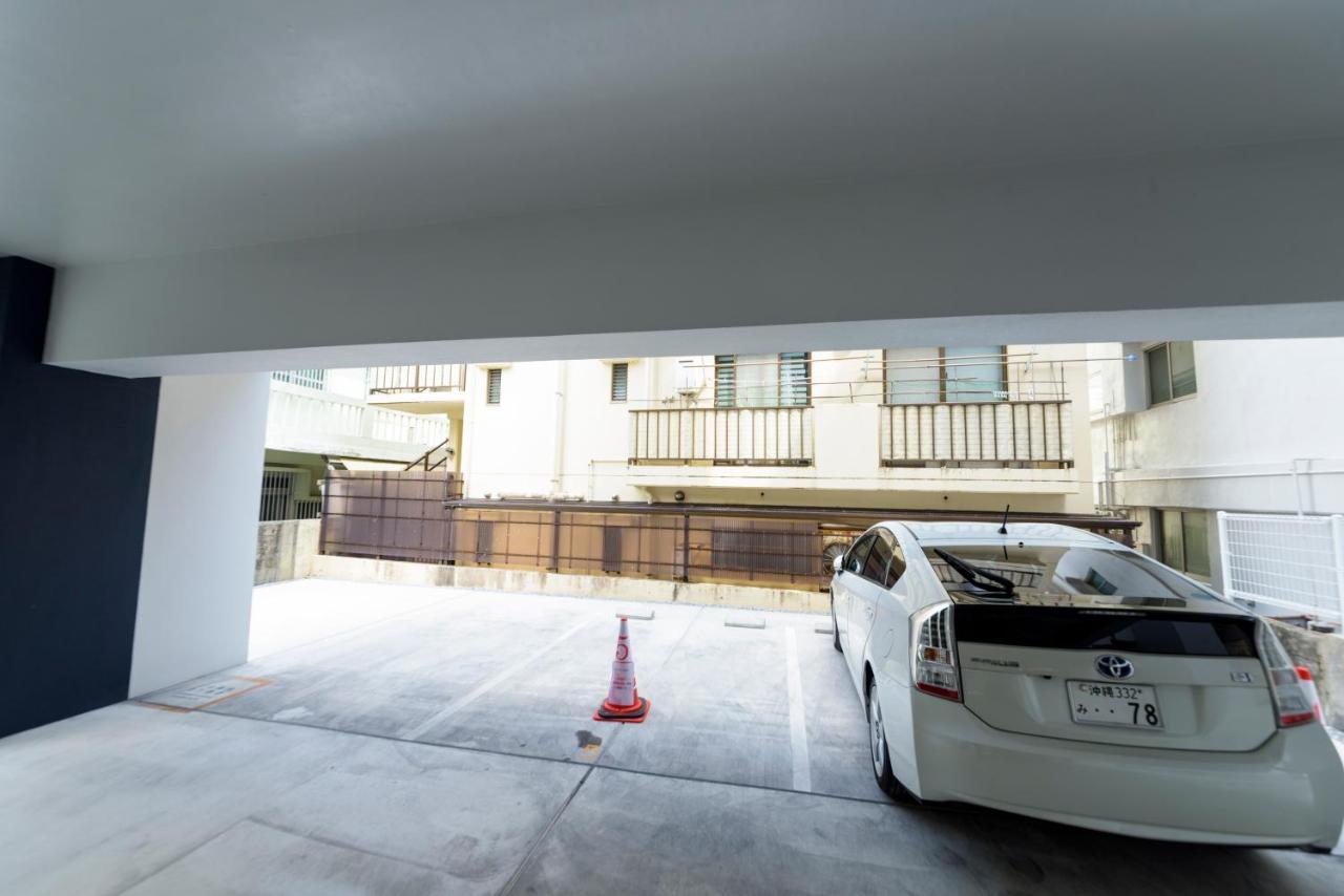 Mr. Kinjo In Mihara Aparthotel Naha Exterior photo