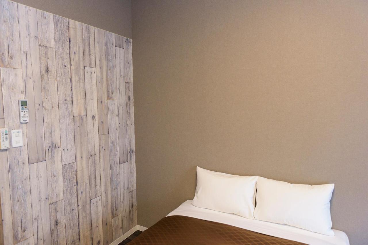 Mr. Kinjo In Mihara Aparthotel Naha Exterior photo